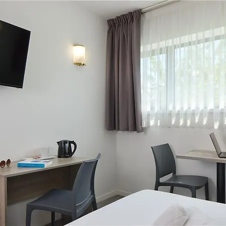 Zenitude Bordeaux - Hotell *